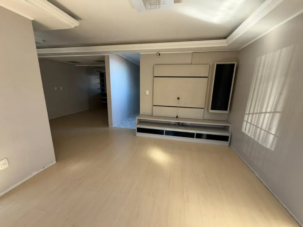 Casa para venda no bairro De Lazzer em Caxias do Sul