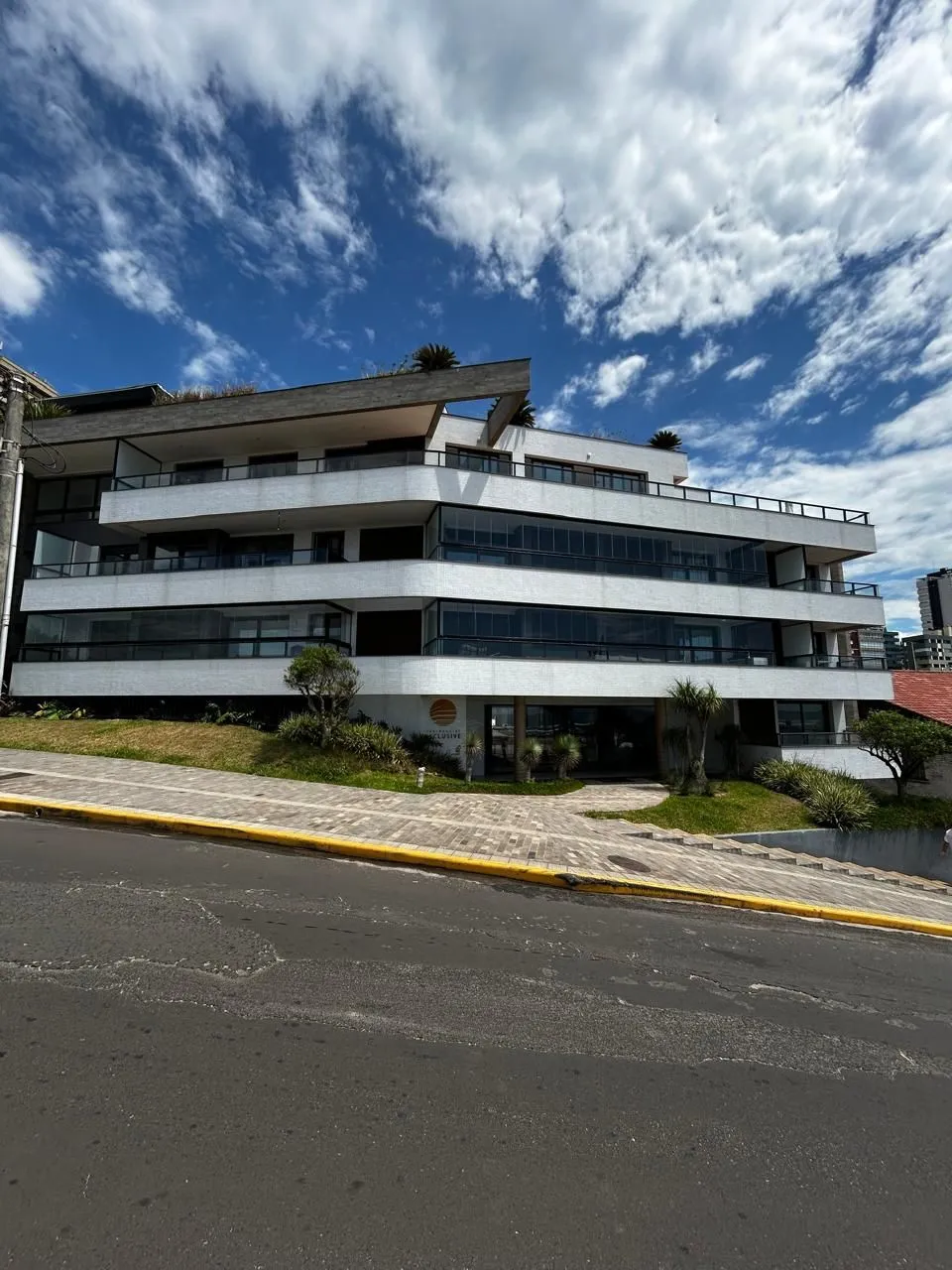 Cobertura para venda no bairro Beira Mar em Torres