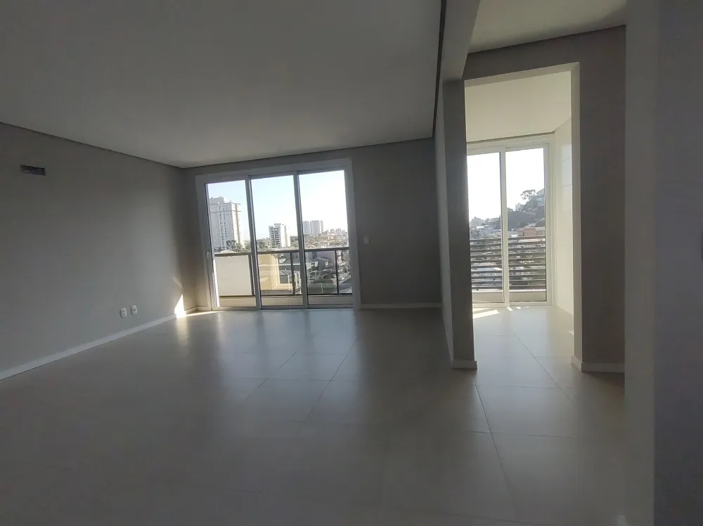 Apartamento para venda no bairro Cruzeiro em Caxias do Sul