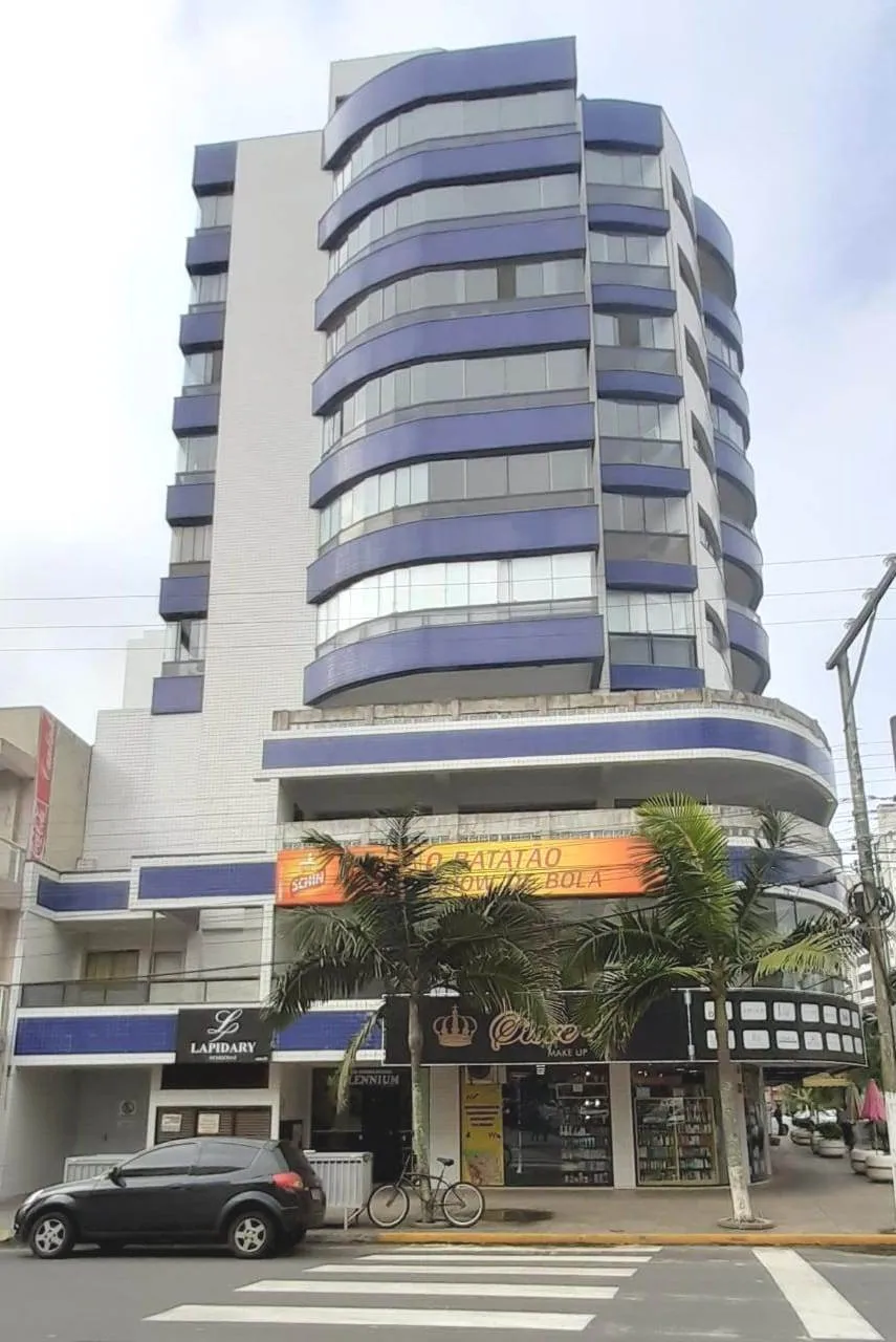 Sala Comercial Aérea para venda no bairro Centro em Torres