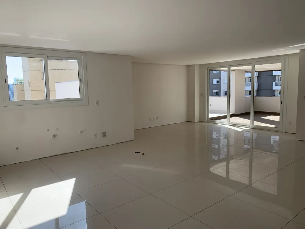 Apartamento para venda no bairro Exposição em Caxias do Sul