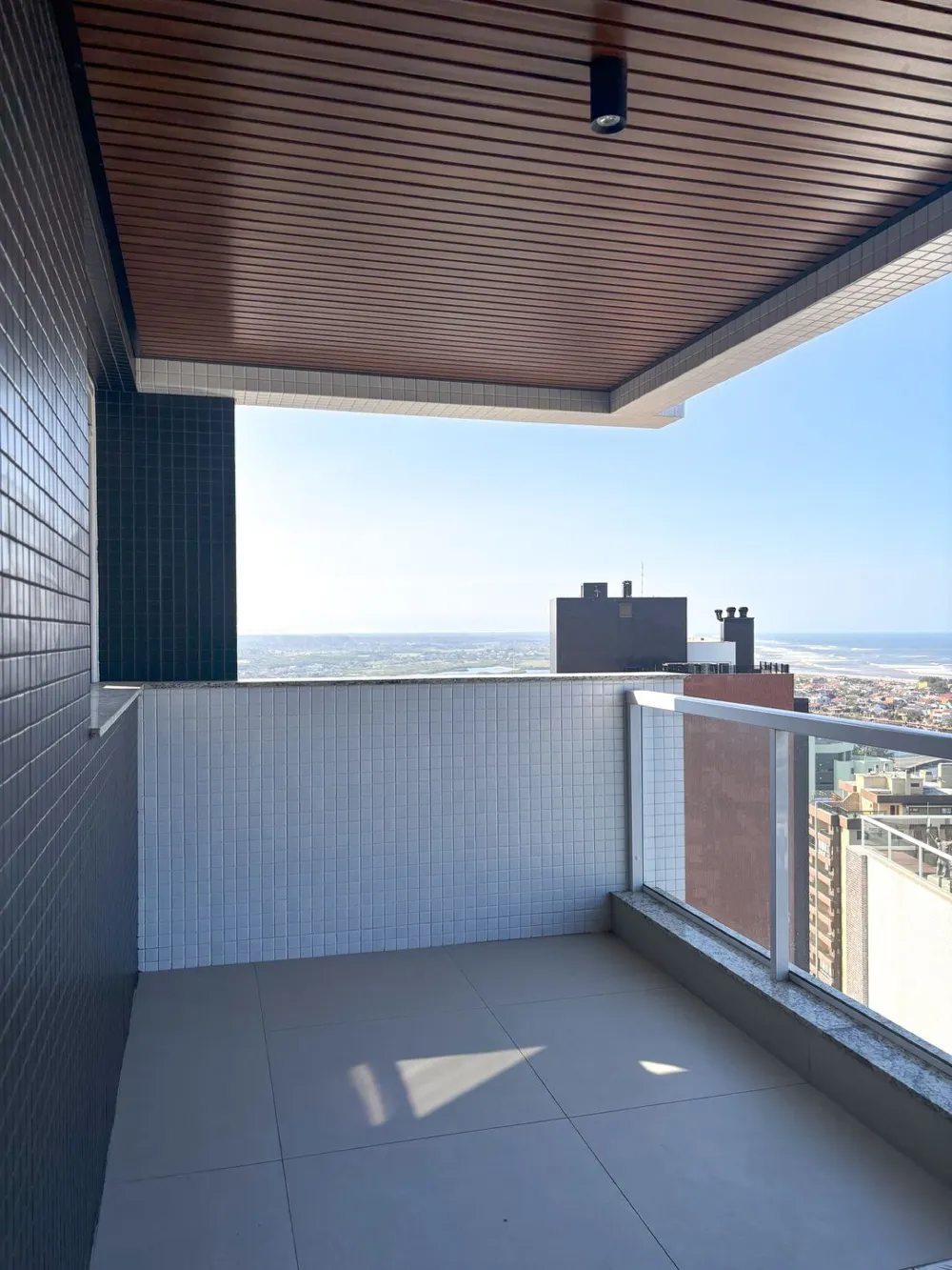 Apartamento para venda no bairro Predial em Torres