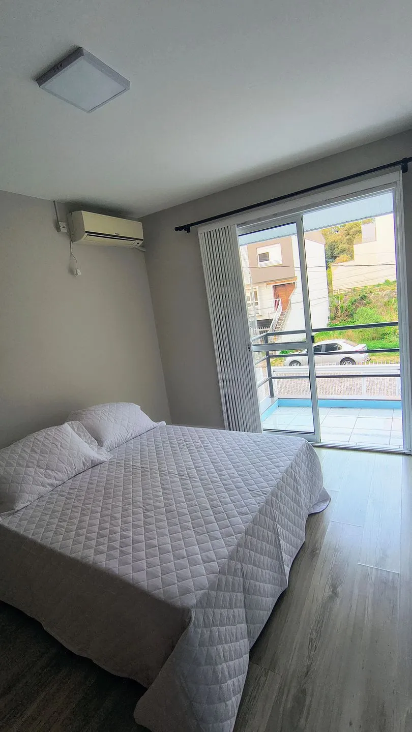 Sobrado para venda no bairro Santa Lucia em Caxias do Sul