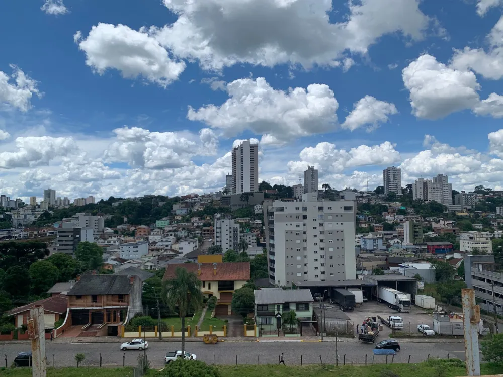 Apartamento para venda no bairro Nossa Senhora de Lourdes em Caxias do Sul