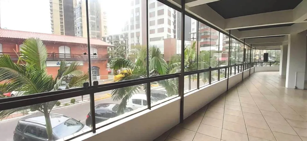 Sala Comercial Aérea para venda no bairro Centro em Torres