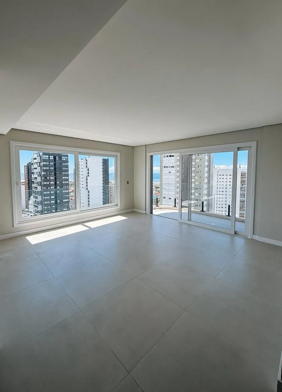 Apartamento para venda no bairro Predial em Torres