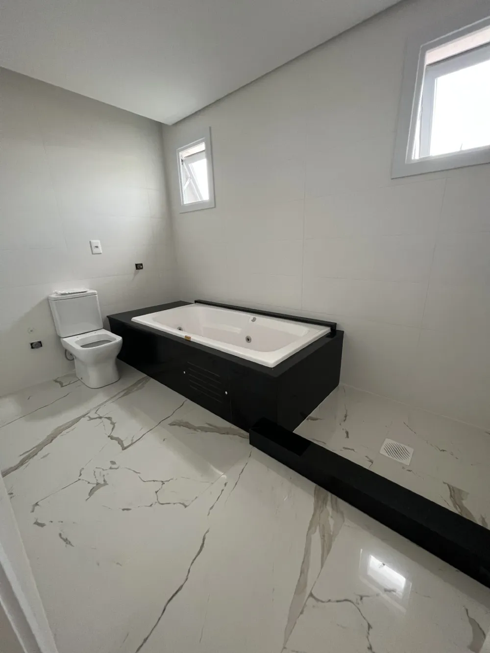 Apartamento para venda no bairro Nossa Senhora de Lourdes em Caxias do Sul