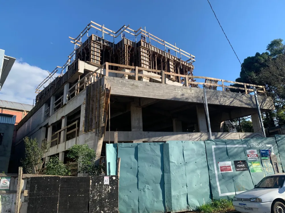 Apartamento para venda no bairro Nossa Senhora de Lourdes em Caxias do Sul