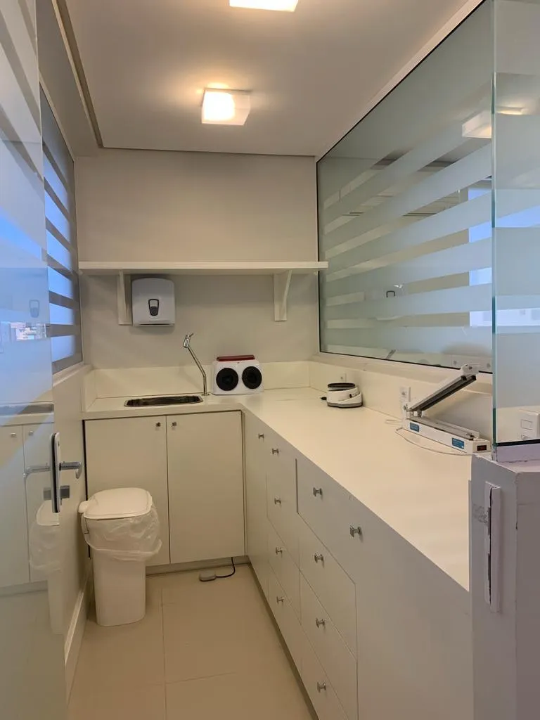 Sala Comercial Aérea para venda no bairro Centro em Torres