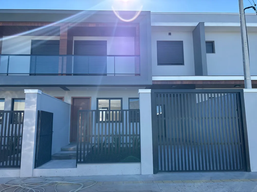 Sobrado Duplex para venda no bairro Igra Sul em Torres
