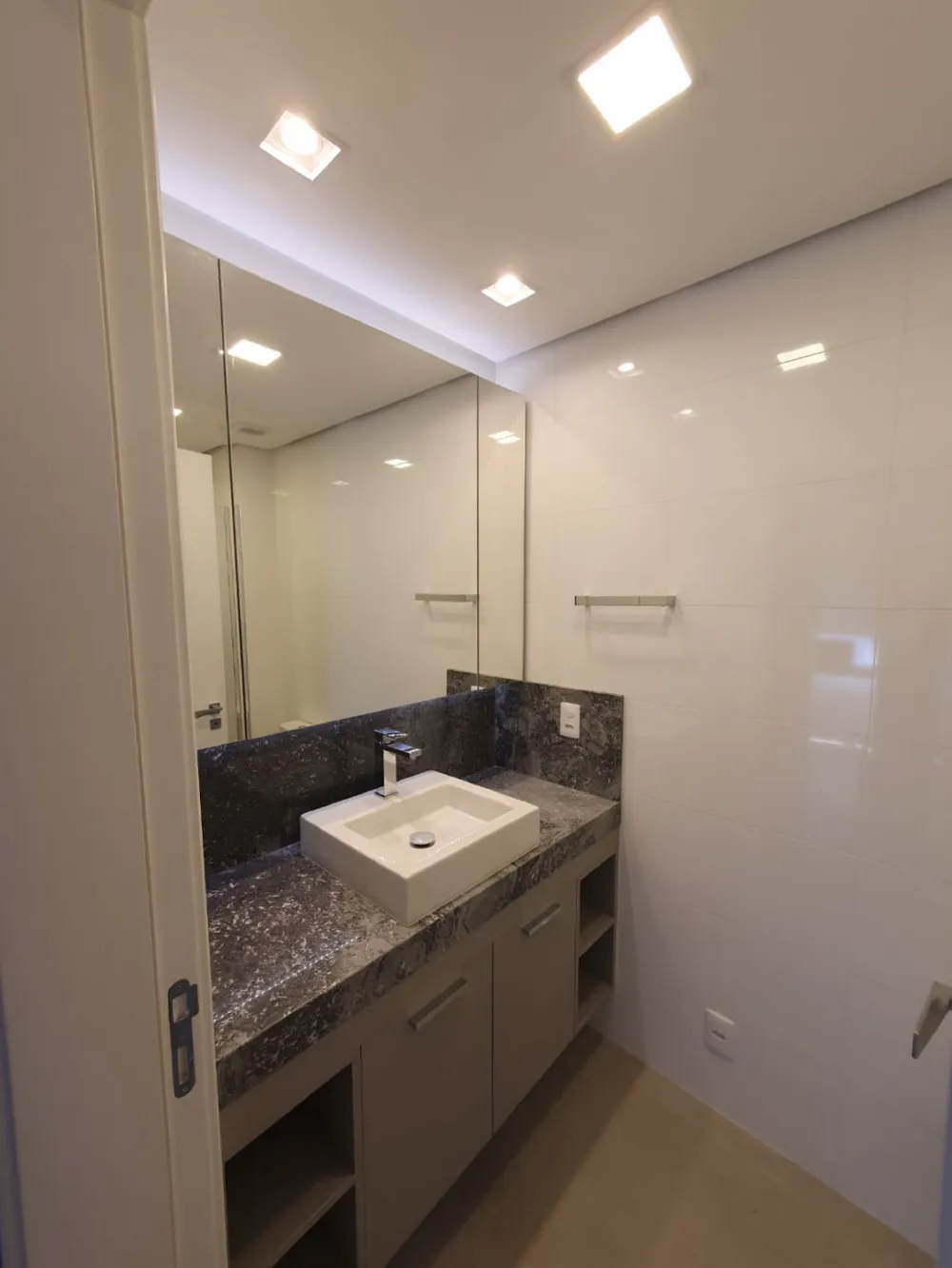 Apartamento para venda no bairro Panazzolo em Caxias do Sul