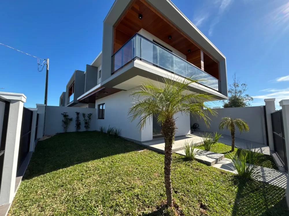 Sobrado Duplex para venda no bairro Igra Sul em Torres