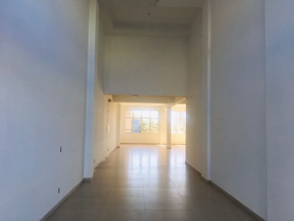 Sala Comercial Térrea para venda no bairro Panazzolo em Caxias do Sul