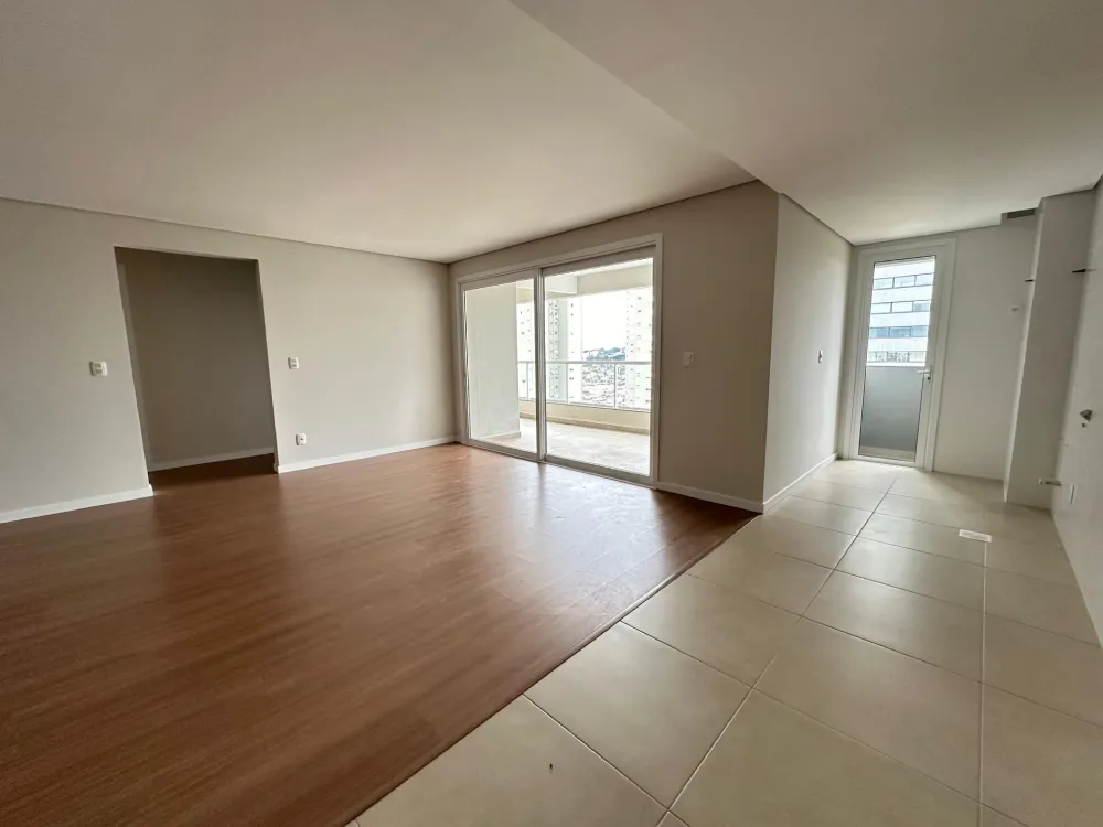 Apartamento para venda no bairro Madureira em Caxias do Sul