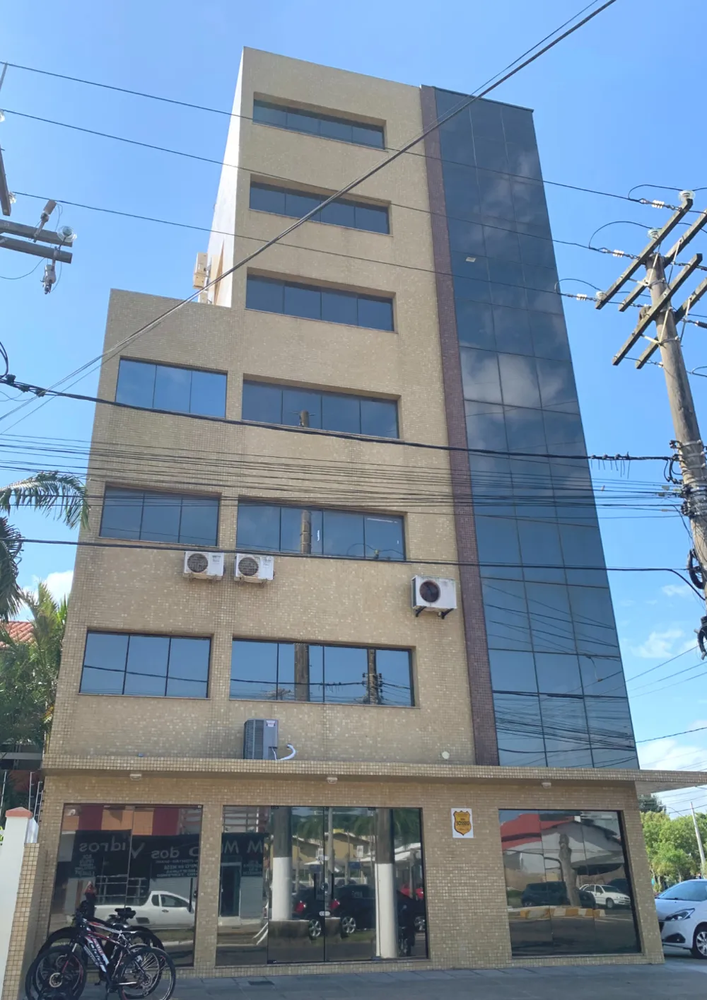 Sala Comercial Aérea para venda no bairro Centro em Torres