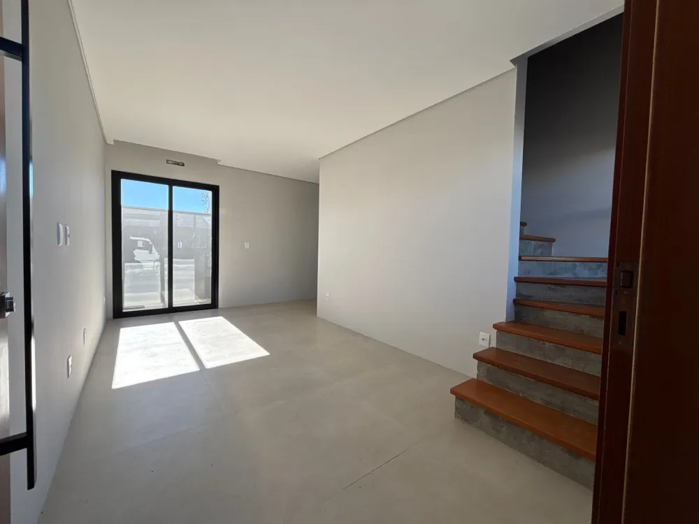 Sobrado Duplex para venda no bairro Igra Sul em Torres
