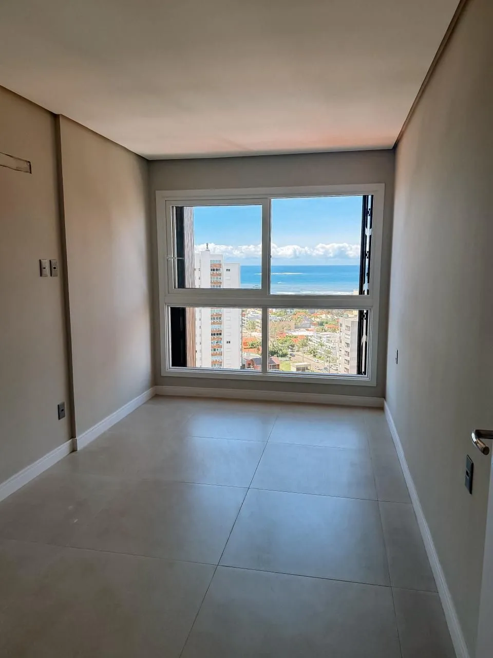 Apartamento para venda no bairro Predial em Torres