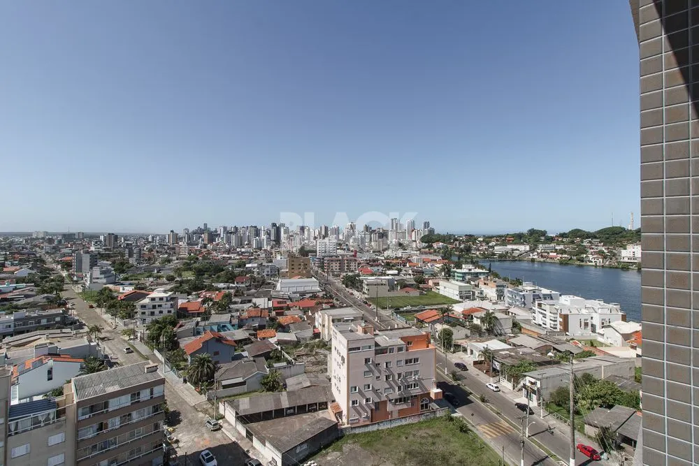 Apartamento para venda no bairro Centro em Torres