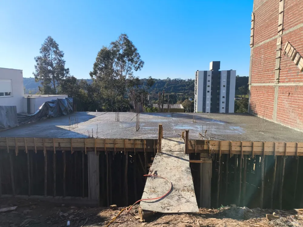 Duplex para venda no bairro Santa Lucia em Caxias do Sul