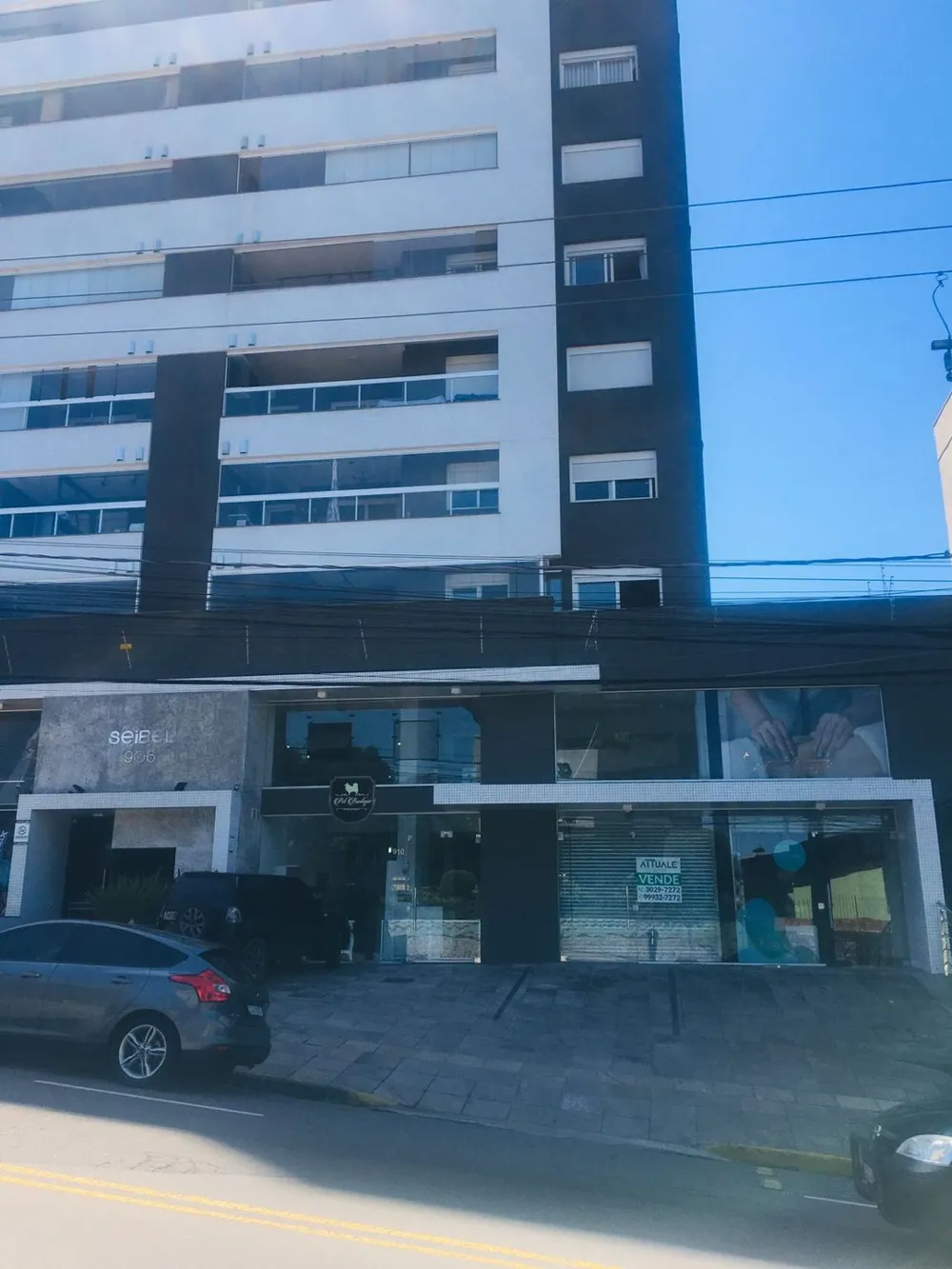 Sala Comercial Térrea para venda no bairro Panazzolo em Caxias do Sul
