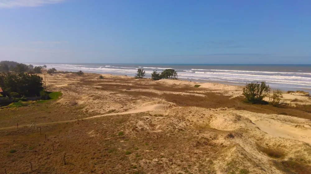 Terreno Padrão para venda no bairro Praia Real em Torres