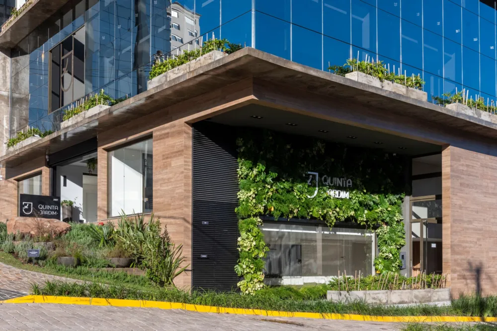 Sala Comercial Aérea para venda no bairro Madureira em Caxias do Sul