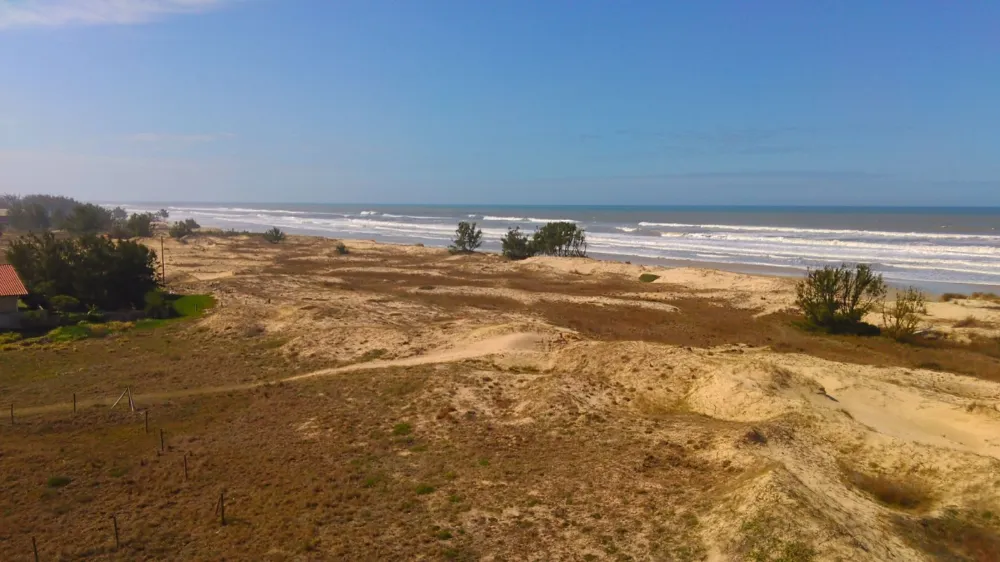 Terreno Padrão para venda no bairro Praia Real em Torres
