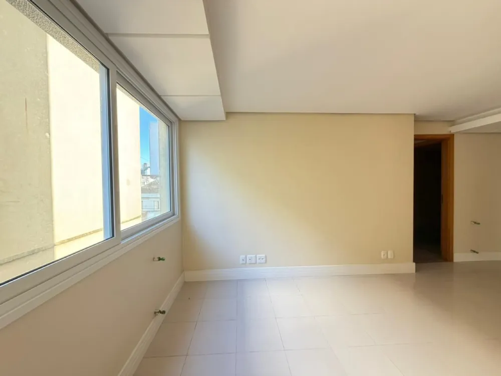 Apartamento para venda no bairro Centro em Caxias do Sul