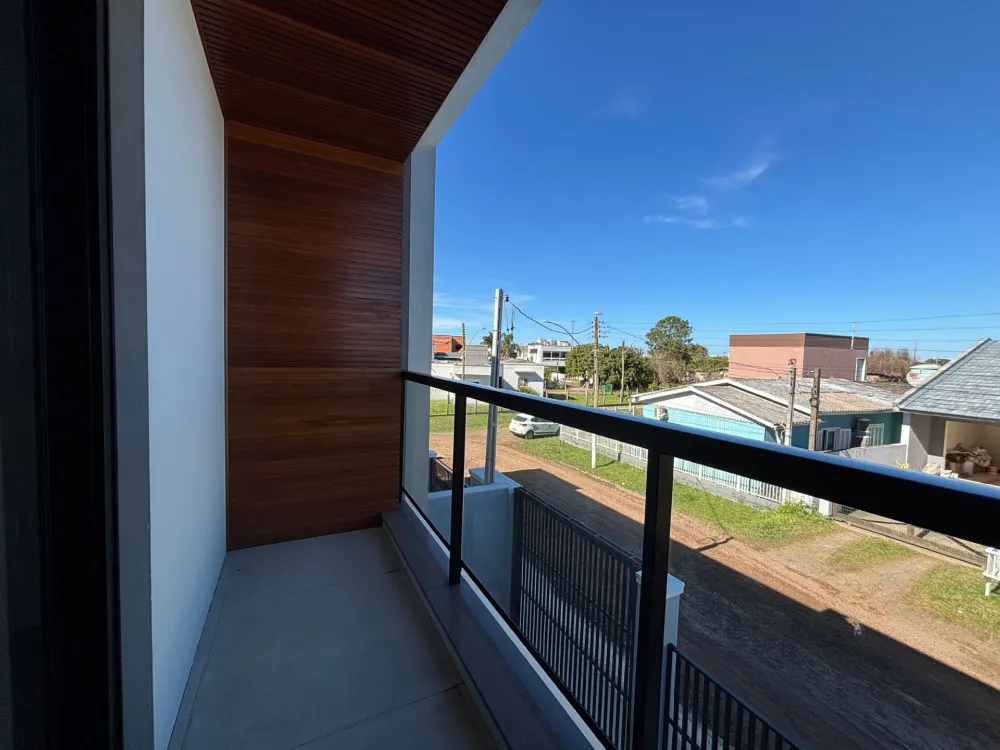 Sobrado Duplex para venda no bairro Igra Sul em Torres