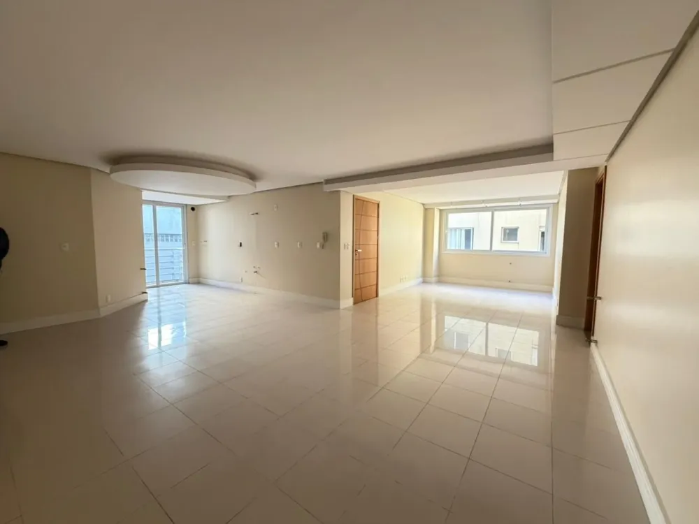 Apartamento para venda no bairro Centro em Caxias do Sul