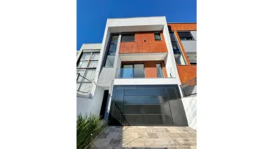 Casa para venda no bairro Vinhedos em Caxias do Sul