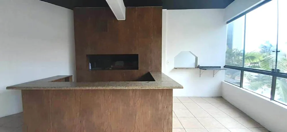 Sala Comercial Aérea para venda no bairro Centro em Torres