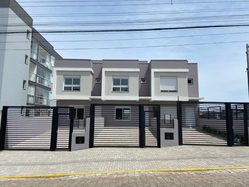 Sobrado Duplex para venda no bairro São Luiz em Caxias do Sul