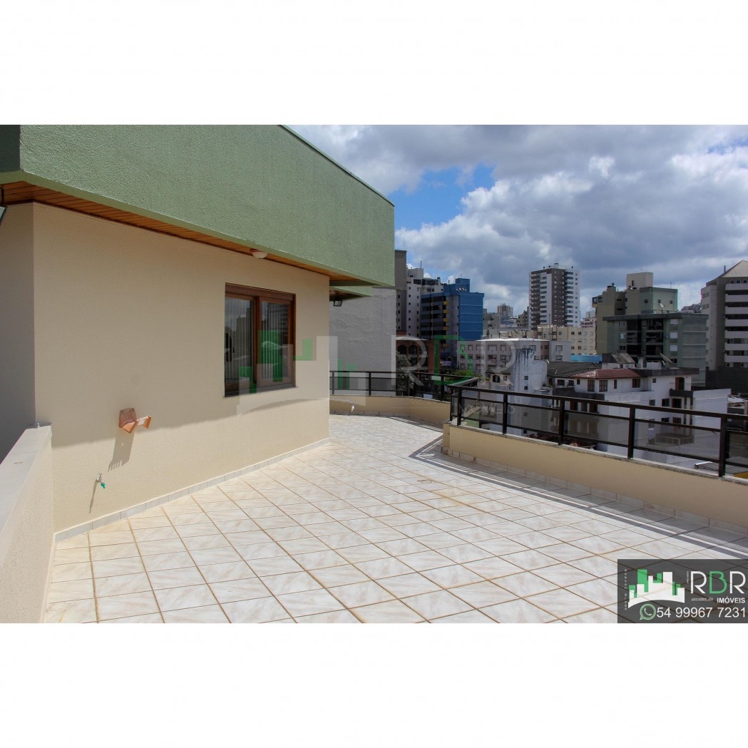RBR Imóveis - Vende Cobertura Duplex no Pio X