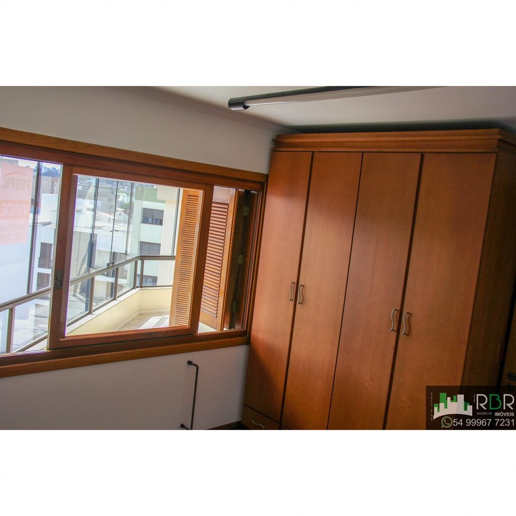 RBR Imóveis - Vende Cobertura Duplex no Pio X