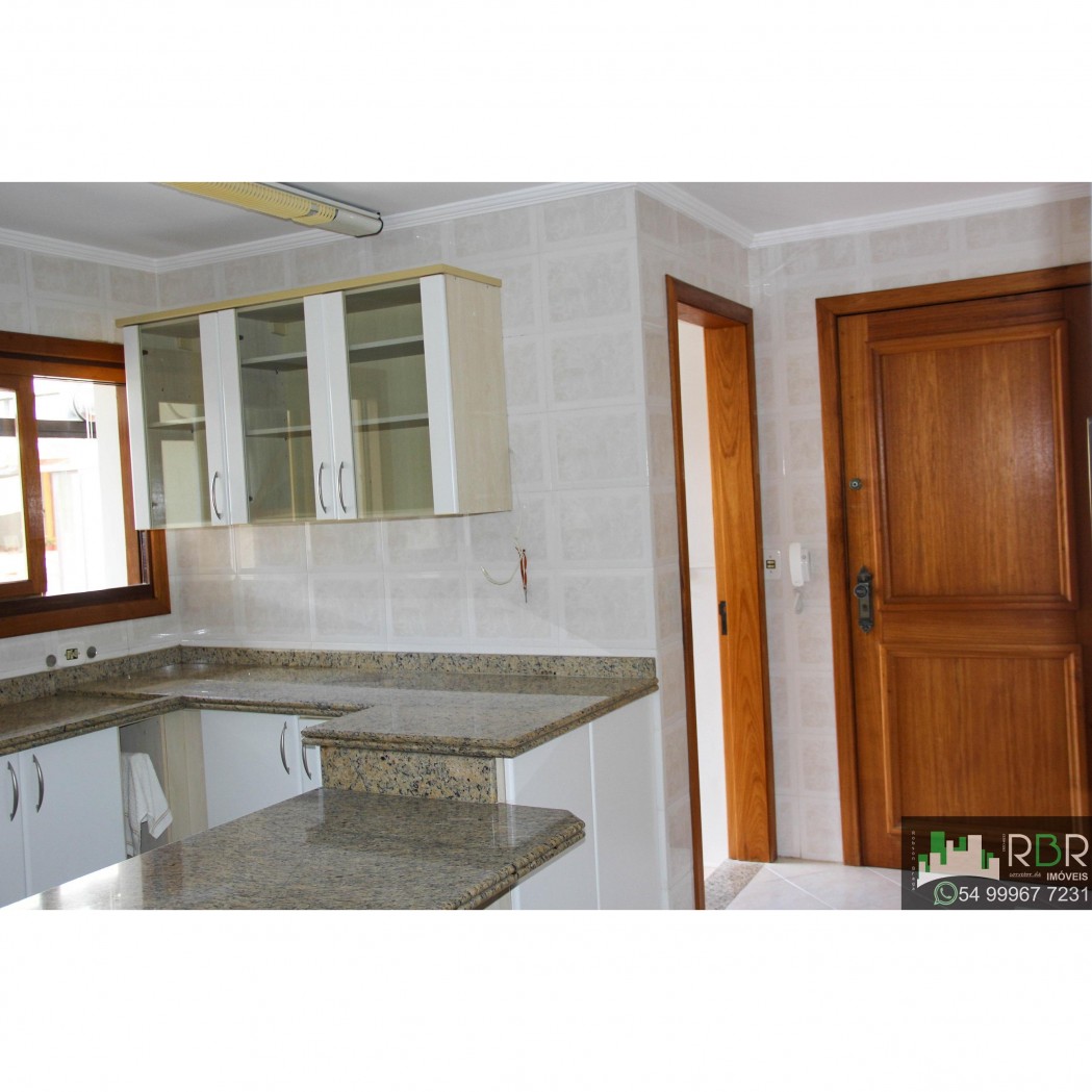 RBR Imóveis - Vende Cobertura Duplex no Pio X