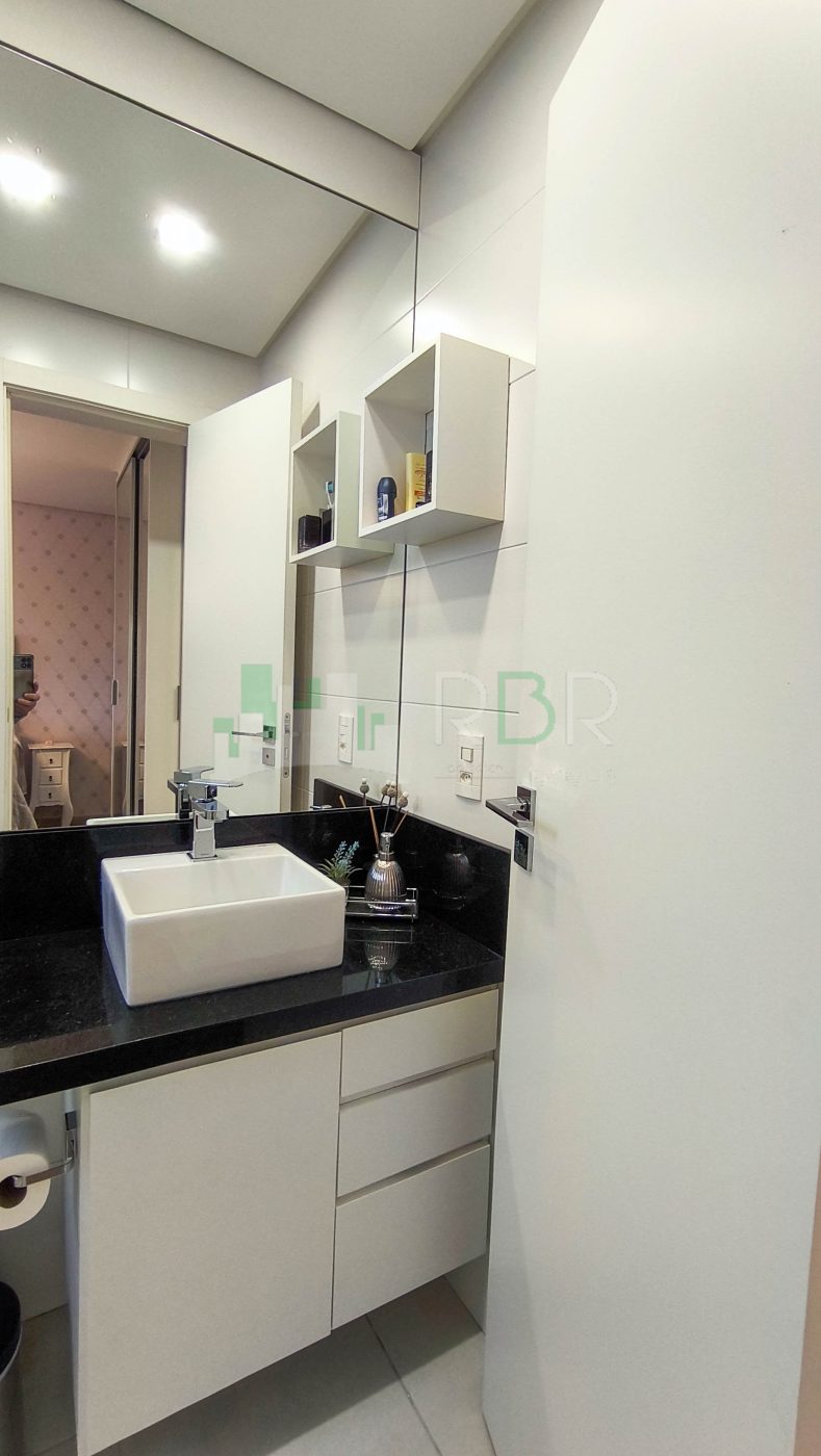 Apartamento 2 dormitórios sendo 1 suíte para Venda no bairro Sanvitto em Caxias do Sul