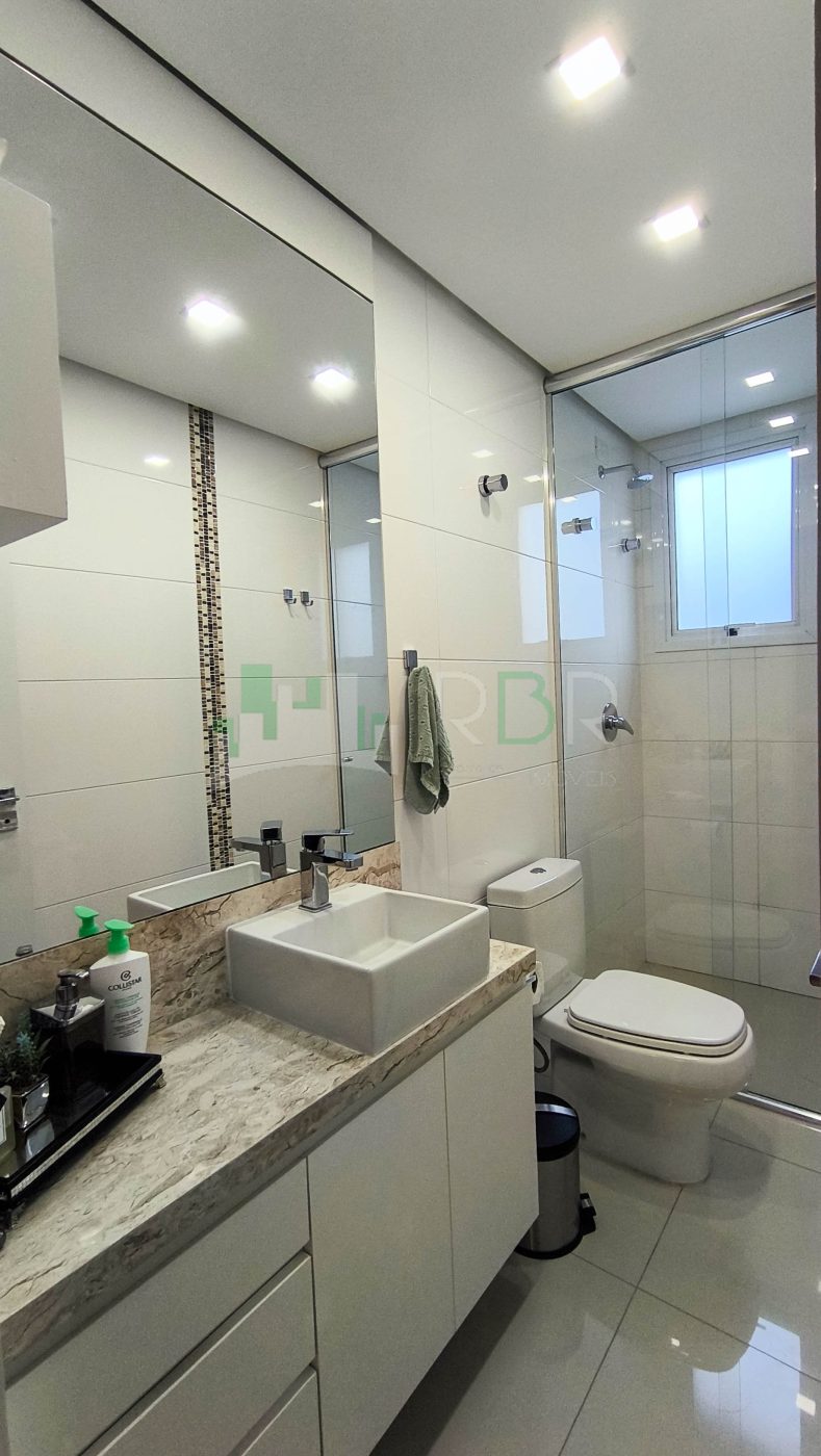 Apartamento 2 dormitórios sendo 1 suíte para Venda no bairro Sanvitto em Caxias do Sul